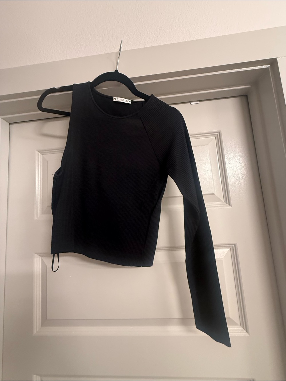 Zara Black One-Shoulder Ribbed Long Sleeve Top